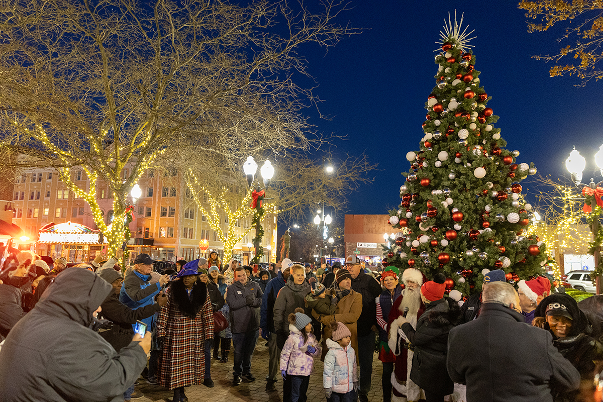 Holiday Tree Lighting Ceremony at Jack Benny Plaza in Waukegan